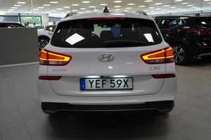 Hyundai i30 bild 8