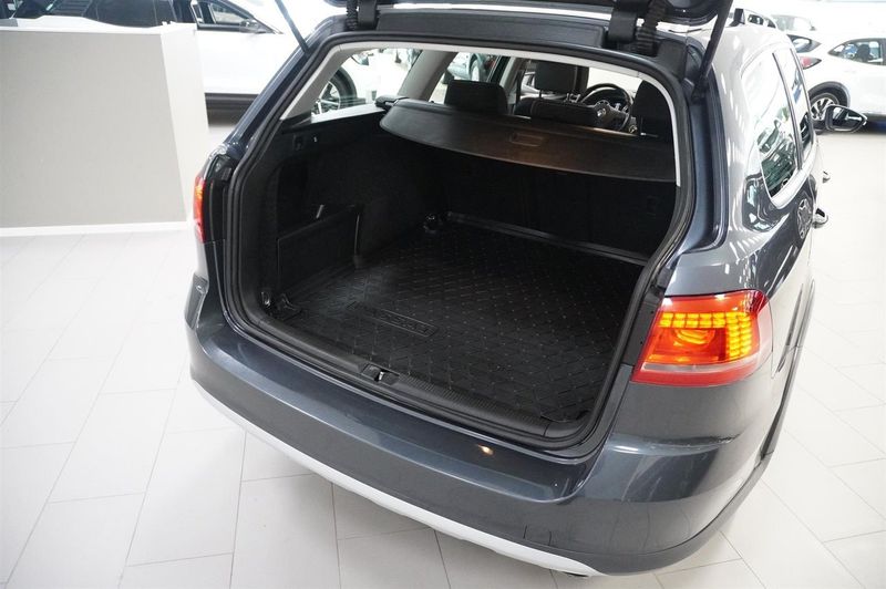 Volkswagen Passat bild 10