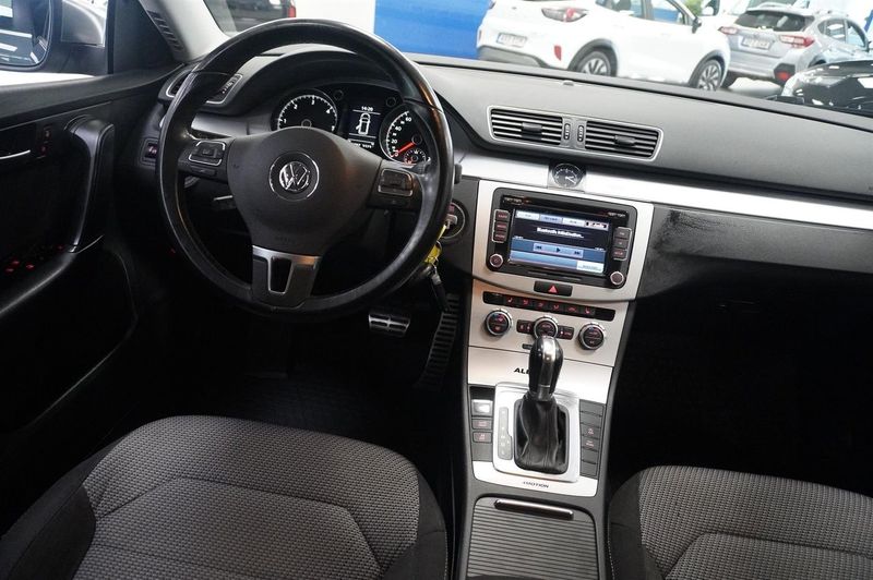 Volkswagen Passat bild 11