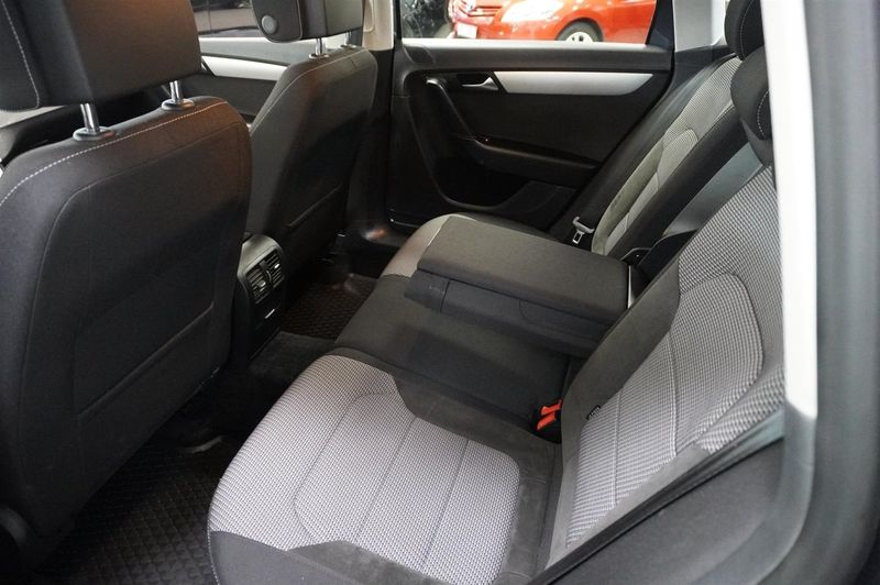 Volkswagen Passat bild 5