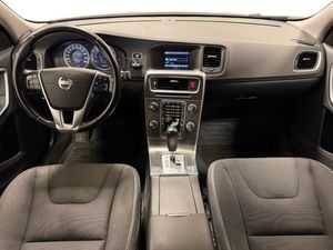 Volvo V60 bild 9