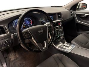 Volvo V60 bild 8