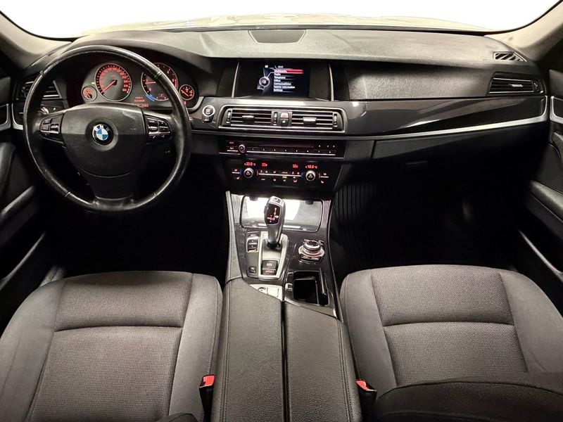 BMW 520 bild 9