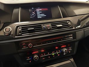 BMW 520 bild 15