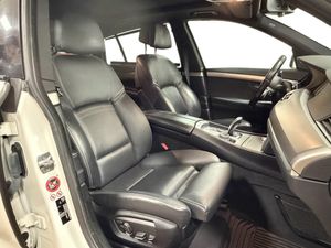 BMW 530 bild 12
