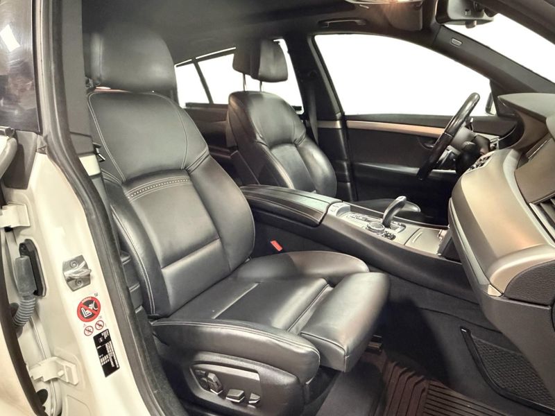 BMW 530 bild 12