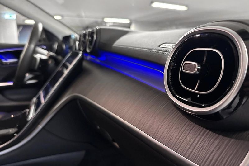 Mercedes C300 bild 14