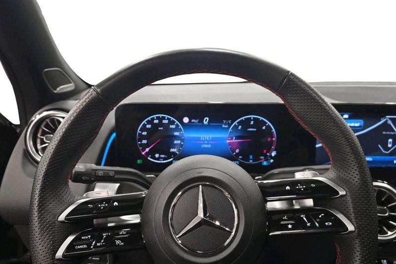 Mercedes GLB220 bild 5