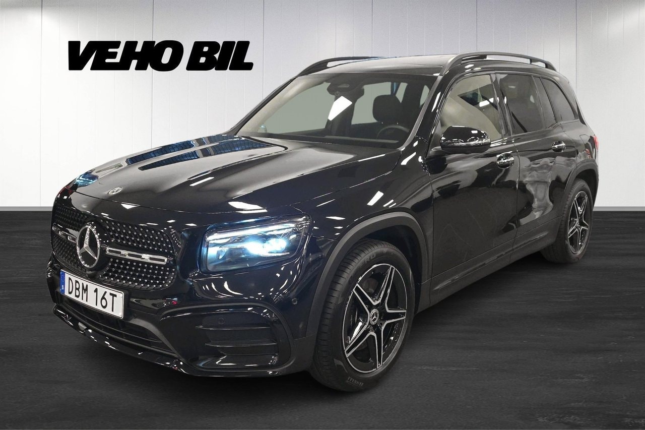 Mercedes GLB220