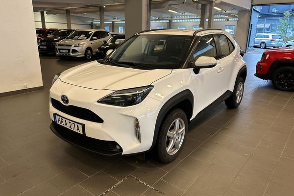 Toyota Yaris Cross Hybrid e-CVTActive/SUPERDEAL 3,95%/B-KAM/ACC/LINEASSIST - 2023