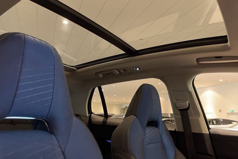 Lynk & Co 01 bild 11