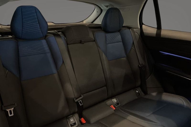 Lynk & Co 01 bild 10