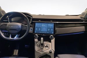 Lynk & Co 01 bild 8