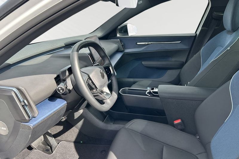 Volvo EX30 bild 8