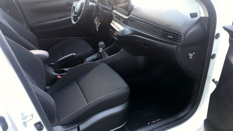 Hyundai i20 bild 3