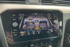 Volkswagen Passat bild 13