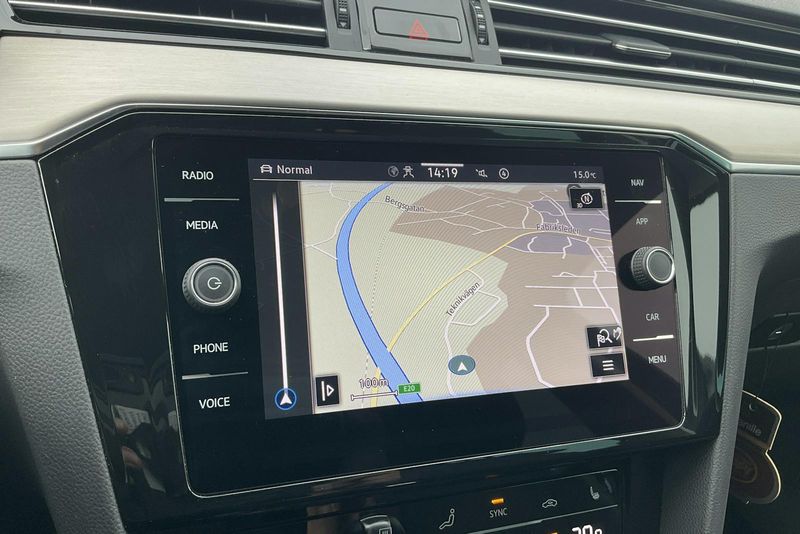 Volkswagen Passat bild 12