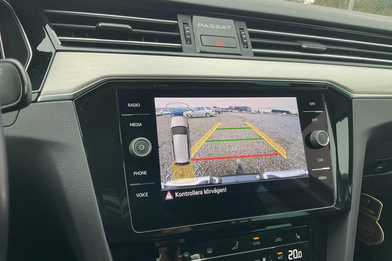 Volkswagen Passat bild 11