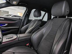 Mercedes E220 bild 15