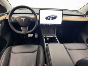 Tesla Model Y bild 14