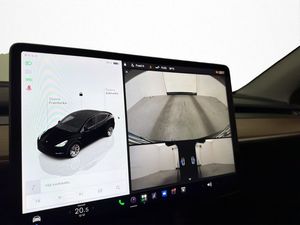 Tesla Model Y bild 29