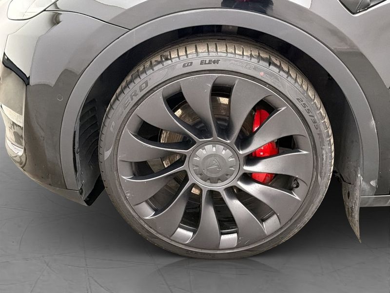Tesla Model Y bild 11