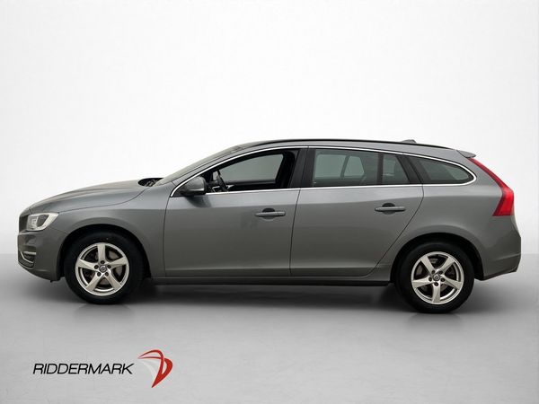 Volvo V60 D4 Momentum VOC Värm Rattvärme Drag NY-Kamrem 190h - 2017