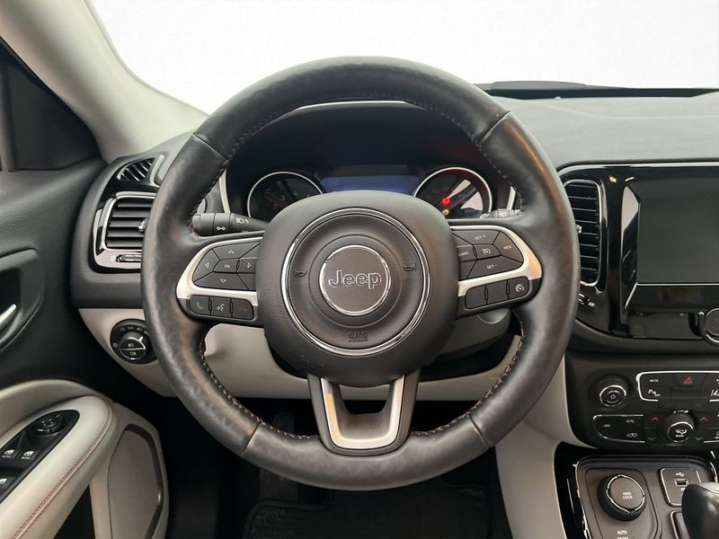 Jeep Compass bild 15