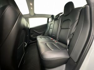 Tesla Model 3 bild 18