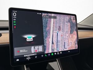 Tesla Model 3 bild 23