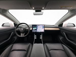 Tesla Model 3 bild 14