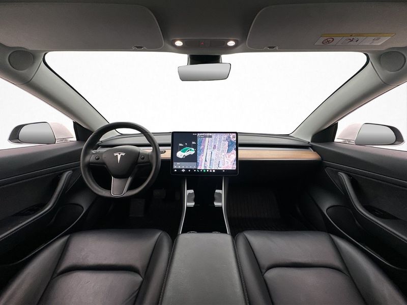 Tesla Model 3 bild 14