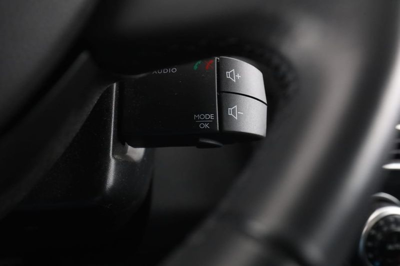 Renault Clio bild 32