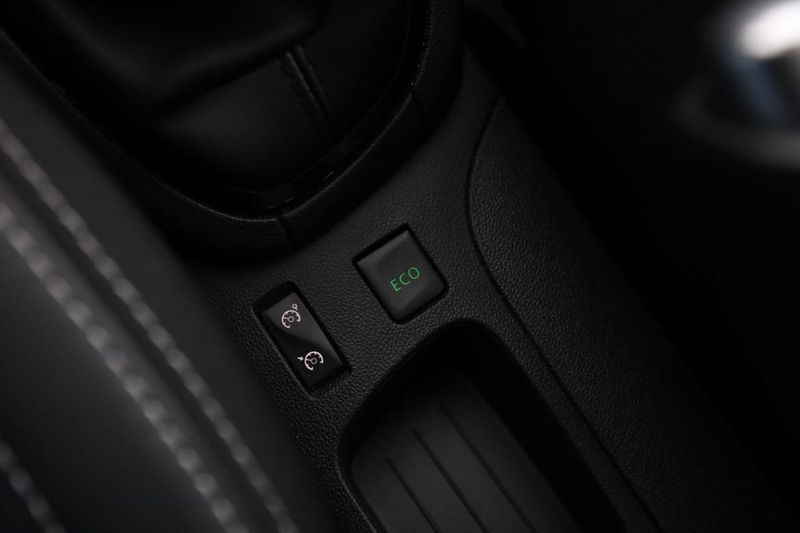 Renault Clio bild 28