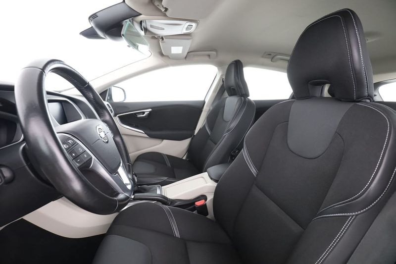 Volvo V40 bild 11