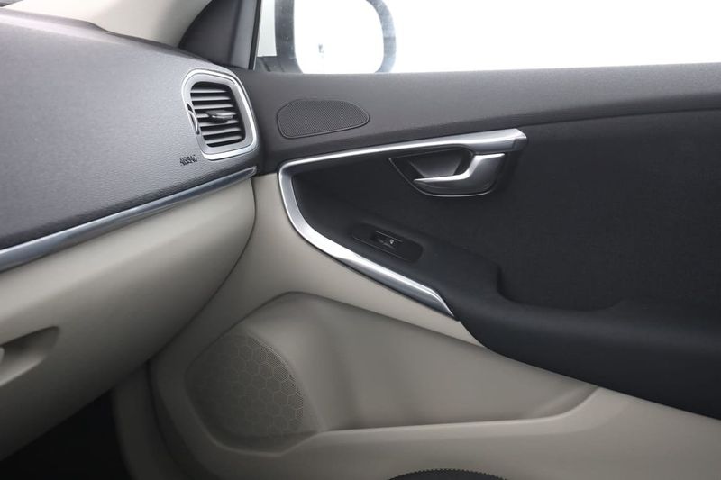 Volvo V40 bild 29