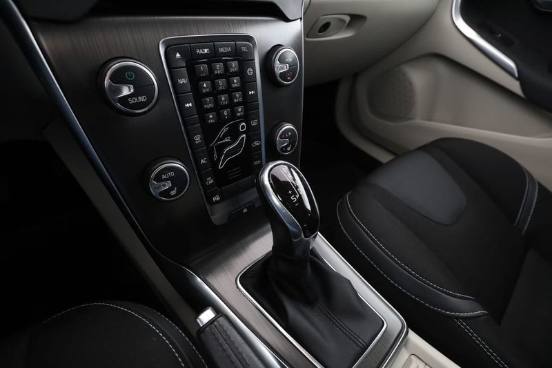 Volvo V40 bild 23
