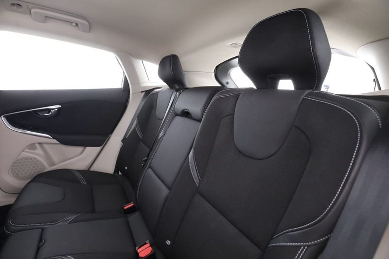 Volvo V40 bild 15