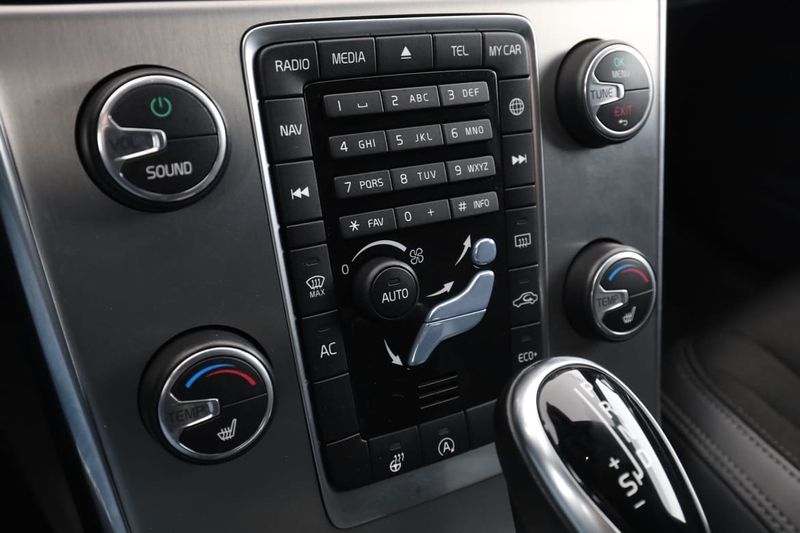 Volvo V60 bild 24