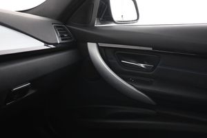 BMW 320 bild 30