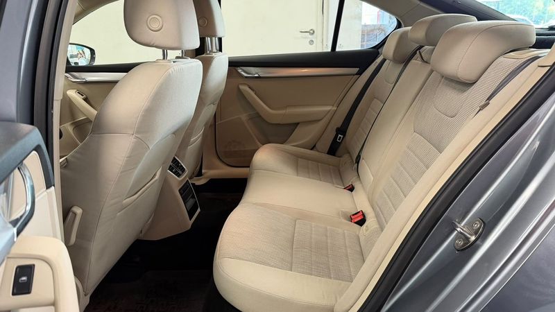 Skoda Octavia bild 15