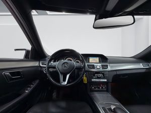 Mercedes E220 bild 10