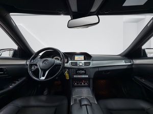 Mercedes E220 bild 9