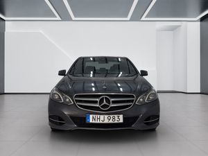 Mercedes E220 bild 2