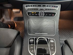 Mercedes E300 bild 13
