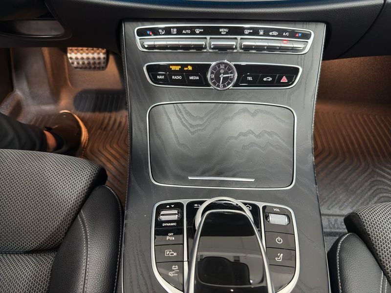 Mercedes E300 bild 13