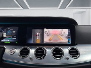 Mercedes E300 bild 14