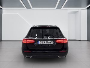 Mercedes E300 bild 5