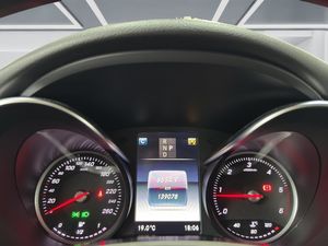 Mercedes GLC220 bild 12
