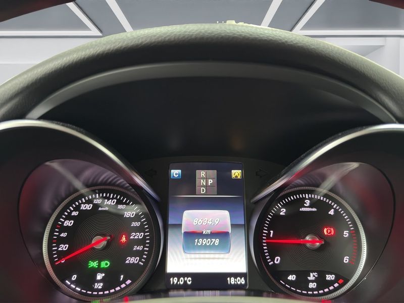 Mercedes GLC220 bild 12